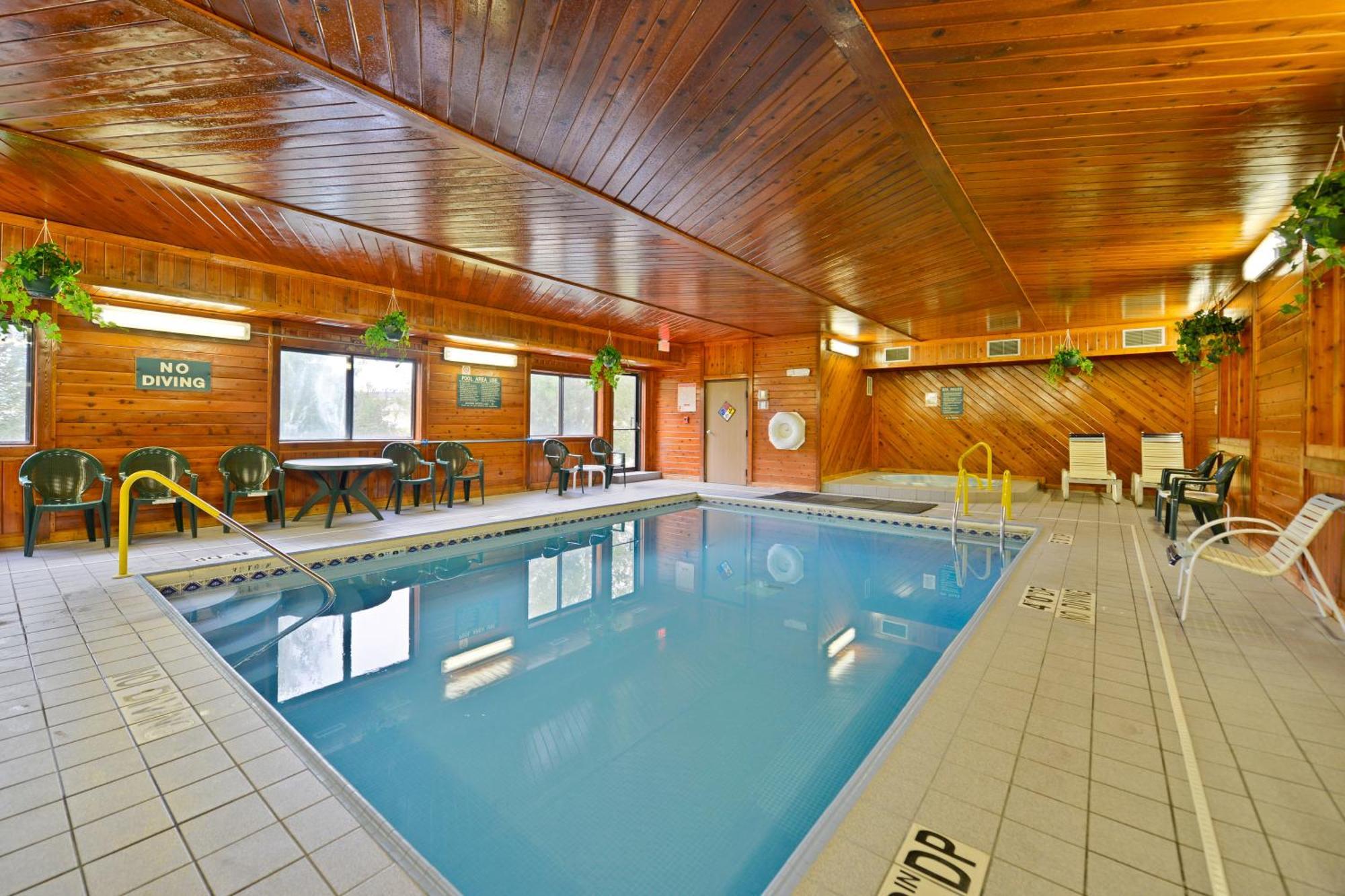 Days Inn By Wyndham Topeka Kültér fotó